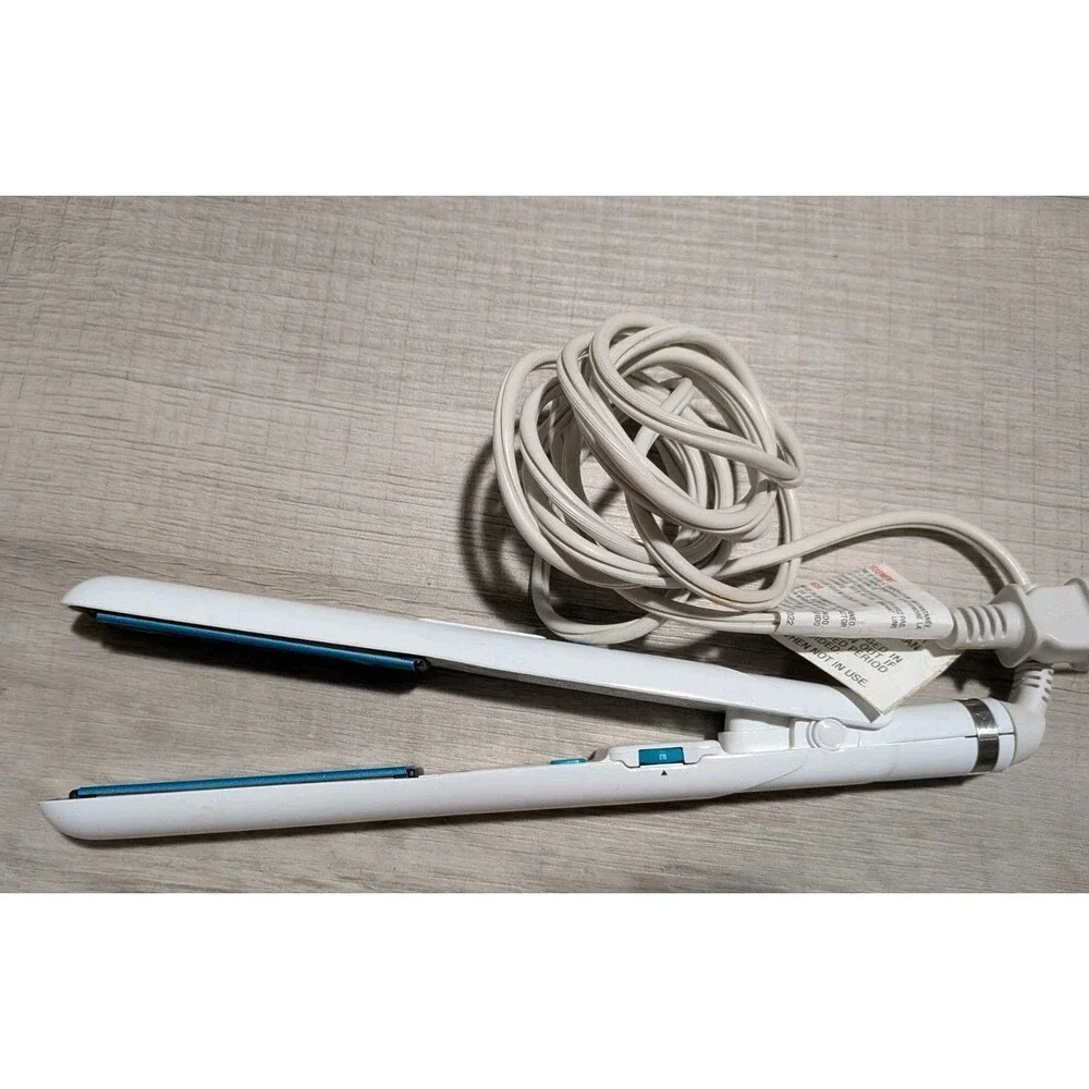RUSK Deep Shine Flat Iron Hair Straightener 1